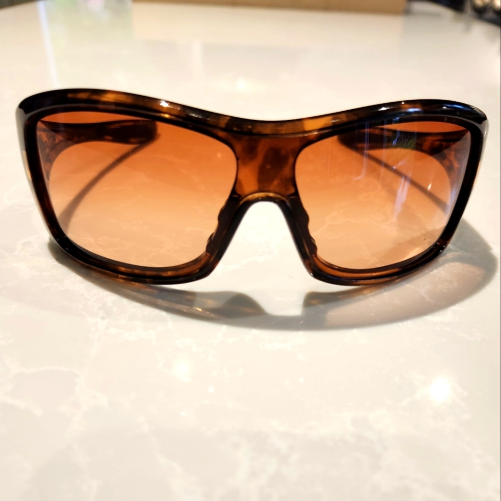 OAKLEY Forsake OO9092-03 Topaz Tortoise Brown Gradient Lens Sunglasses Made USA